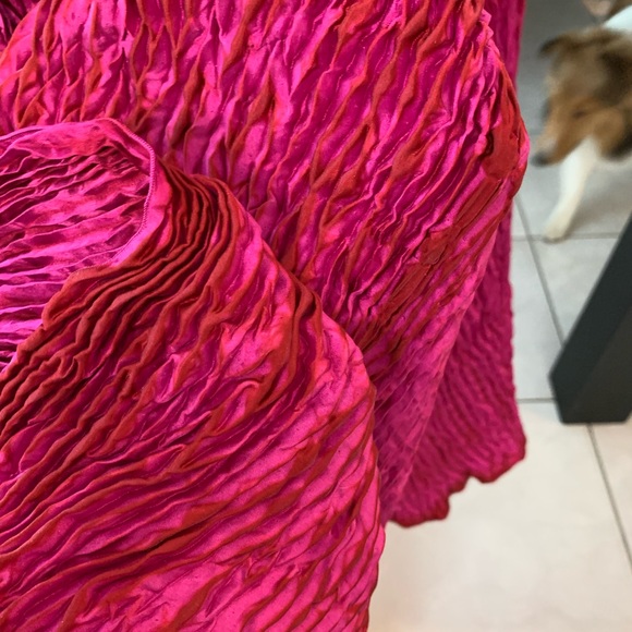 Vintage designer absolutely incredible extra long and wide silk wrap - Picture 2 of 9